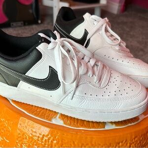 Black and white Nike Court Vision Low sneakers. Women’s 9.5